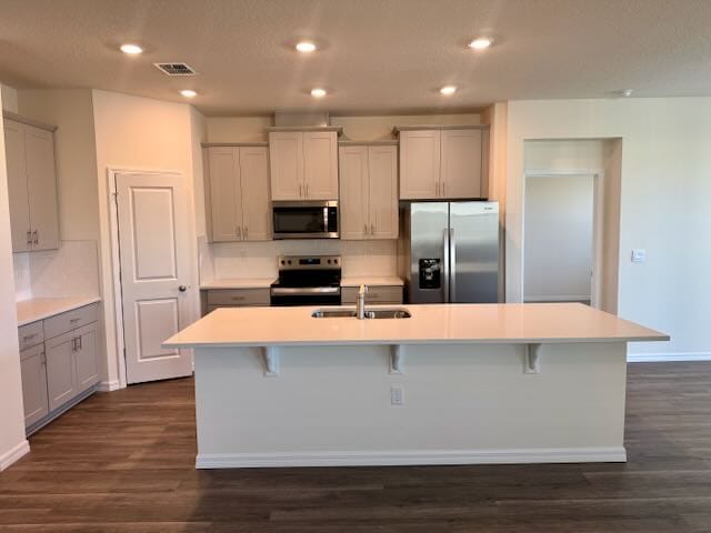 Foto del edificio - 3210 Arch Ave