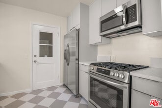 Building Photo - 405 Shirley Pl