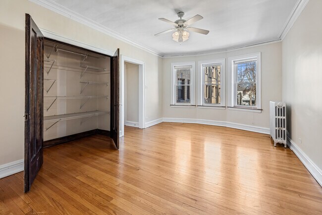 Foto del edificio - 1919 W Estes Ave