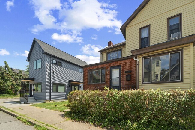 Building Photo - 414 N Euclid Ave