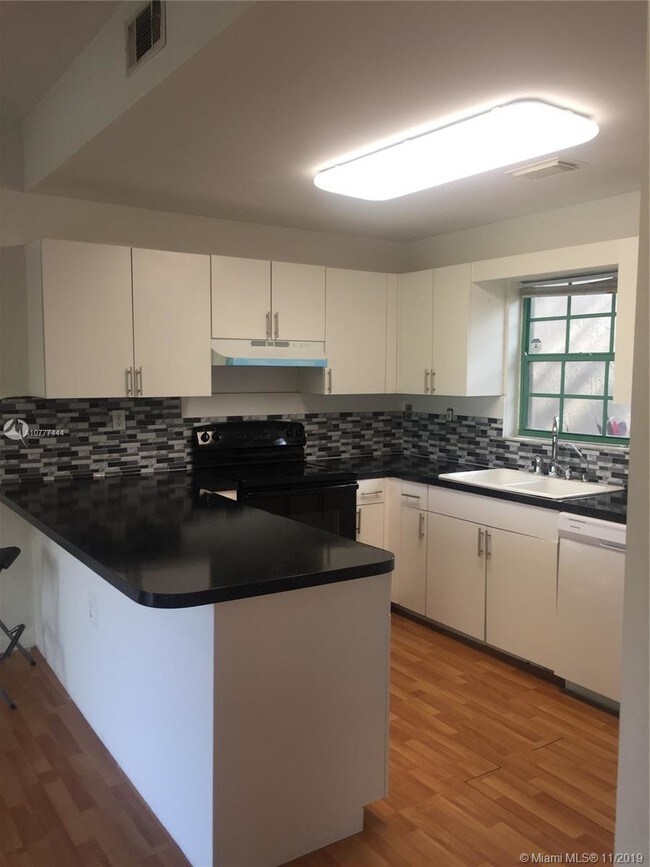 14851 Sw 114th Terrace Miami Fl 33196 Townhouse For Rent In