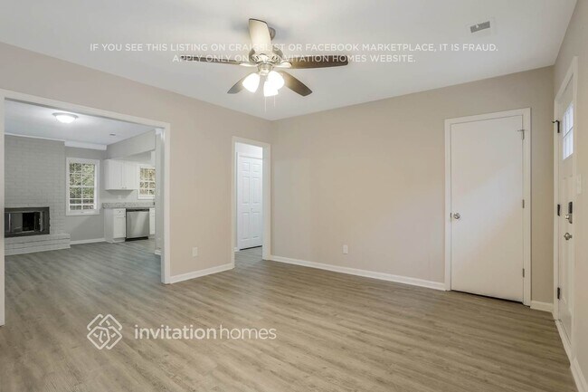 Foto del edificio - 4164 Forest Ct