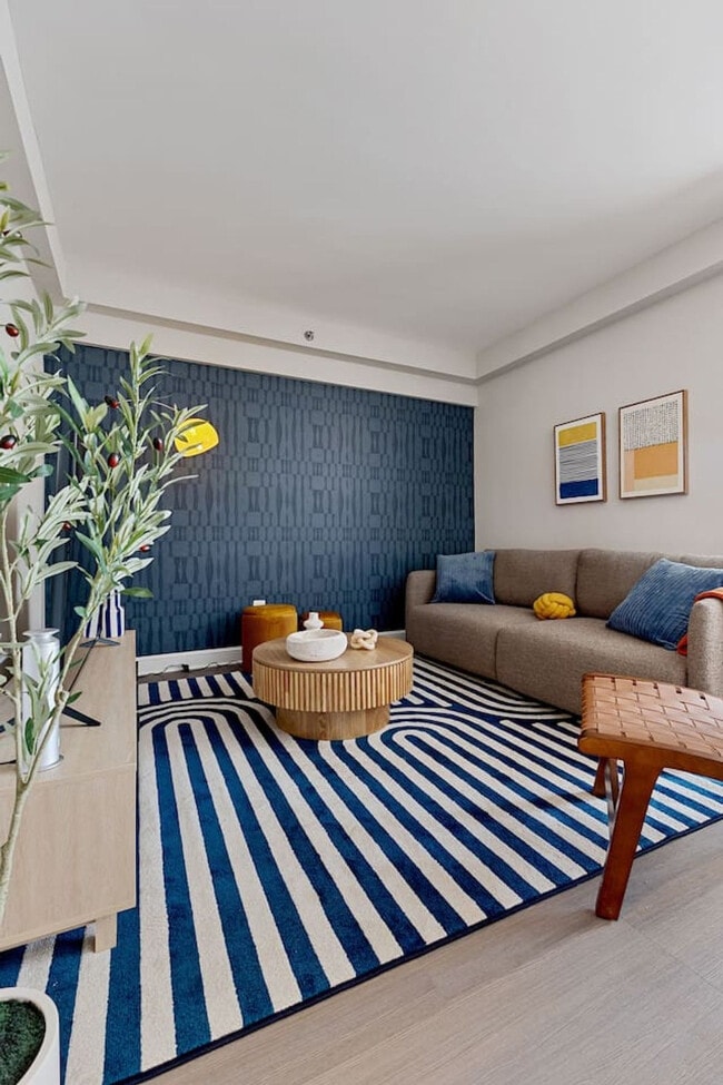 Photo - 1500 Arlington Blvd Apartment