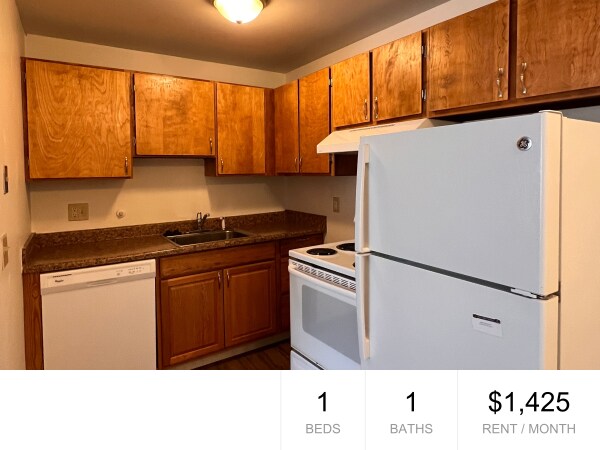 Foto principal - 3033 NE 140th St
