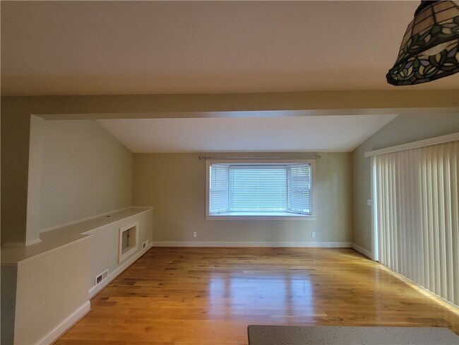 Foto del edificio - 6 South St