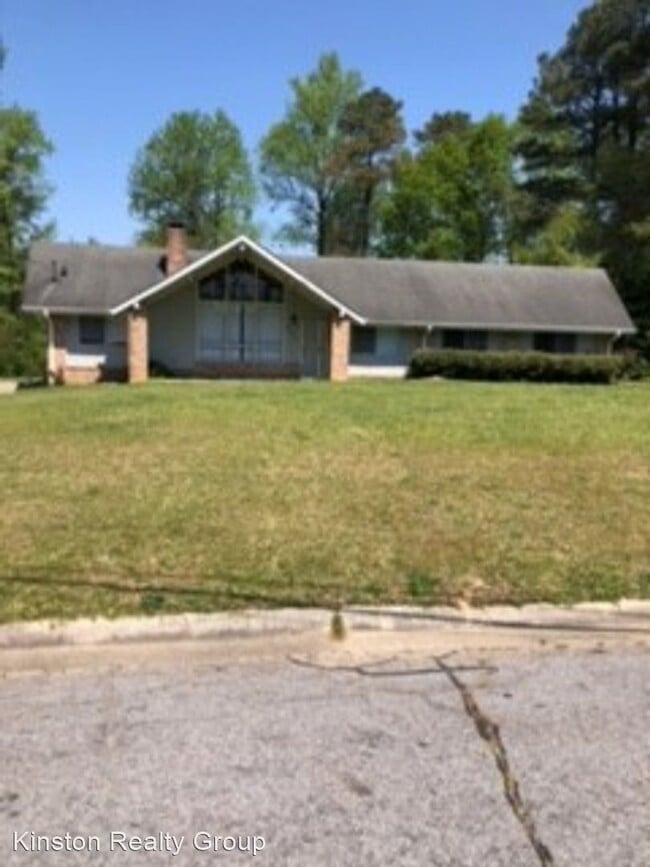 Building Photo - 3 br, 2.5 bath House - 2902 Hodges Rd