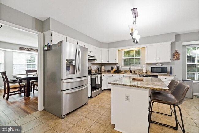 Foto del edificio - 7014 Allington Manor Cir E