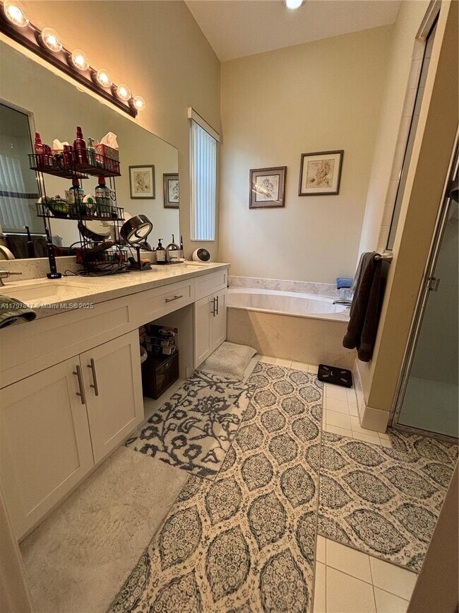 Foto del edificio - 13317 NW 15th Ct