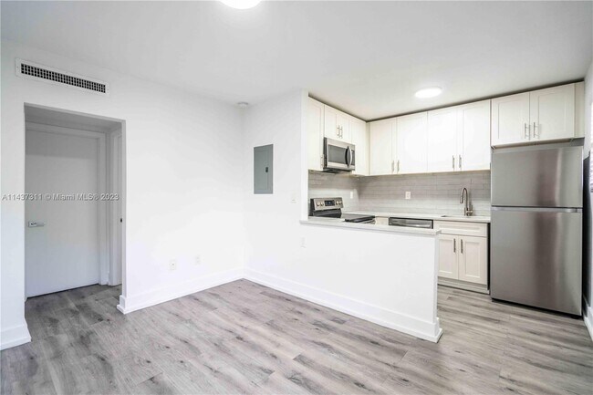 Foto del edificio - 1950 NW 2nd Ct