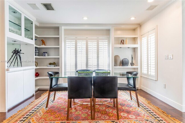 Foto del edificio - 5774 SW 76th Ter
