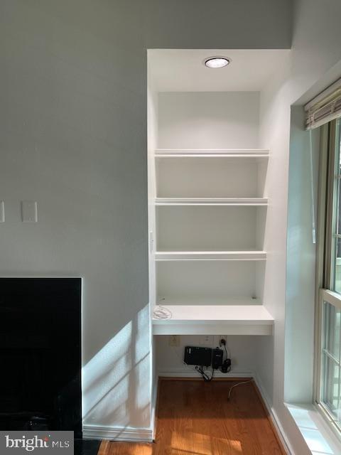 Building Photo - 3910 Penderview Dr