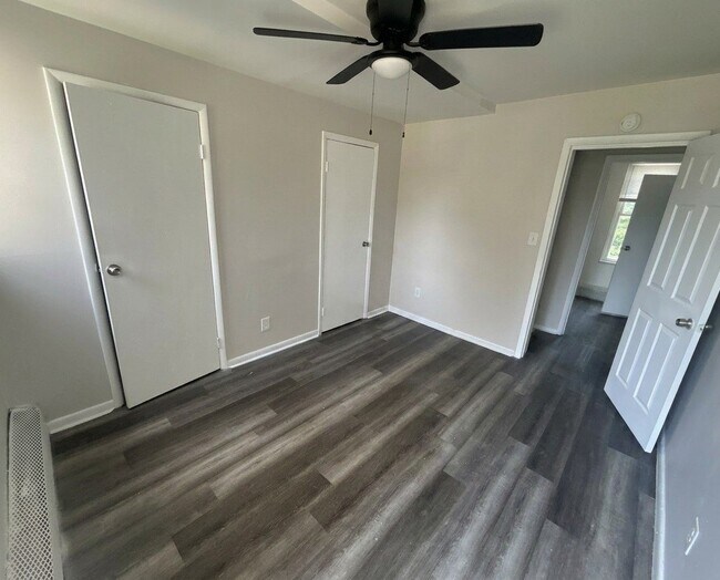 Foto del edificio - 3547 Harvey Ave