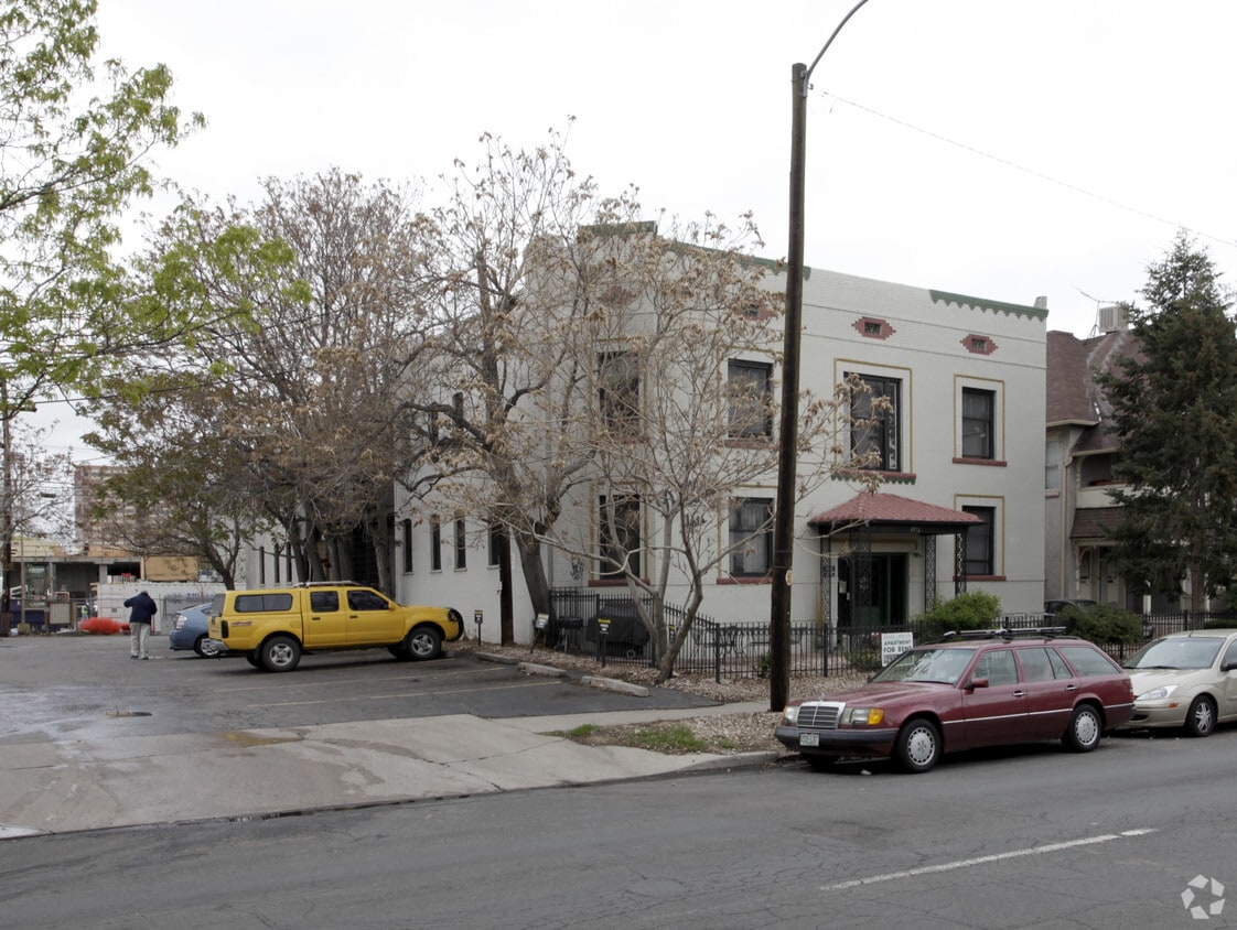 Primary Photo - Dallas Apartments