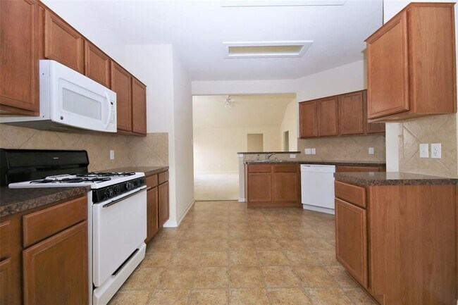 Building Photo - 14714 Keystone Green Dr