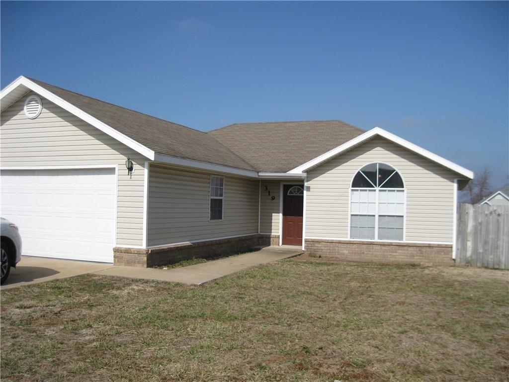 Primary Photo - 319 E Green Acres Rd