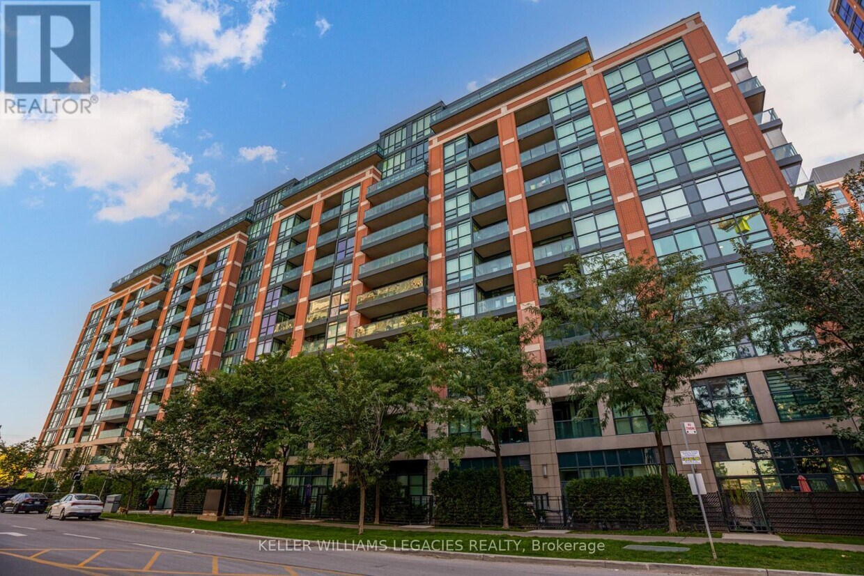 Photo principale - 525-525 Wilson Ave