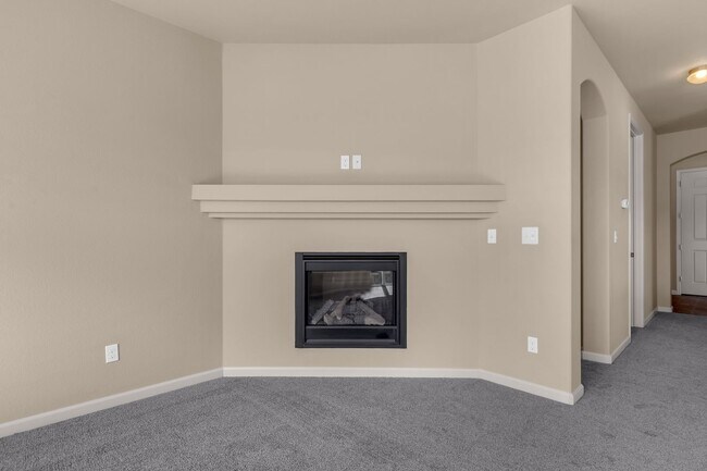 Foto del edificio - Golden Valley One Story - No pets permitted