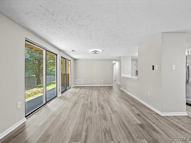 Building Photo - 7604 Roscommon Ct