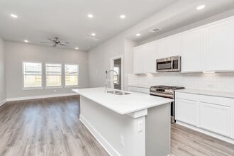 Building Photo - 21030 Treasure Gate Ln