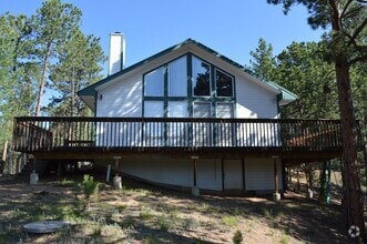 Building Photo - 356 Gardenia Rd