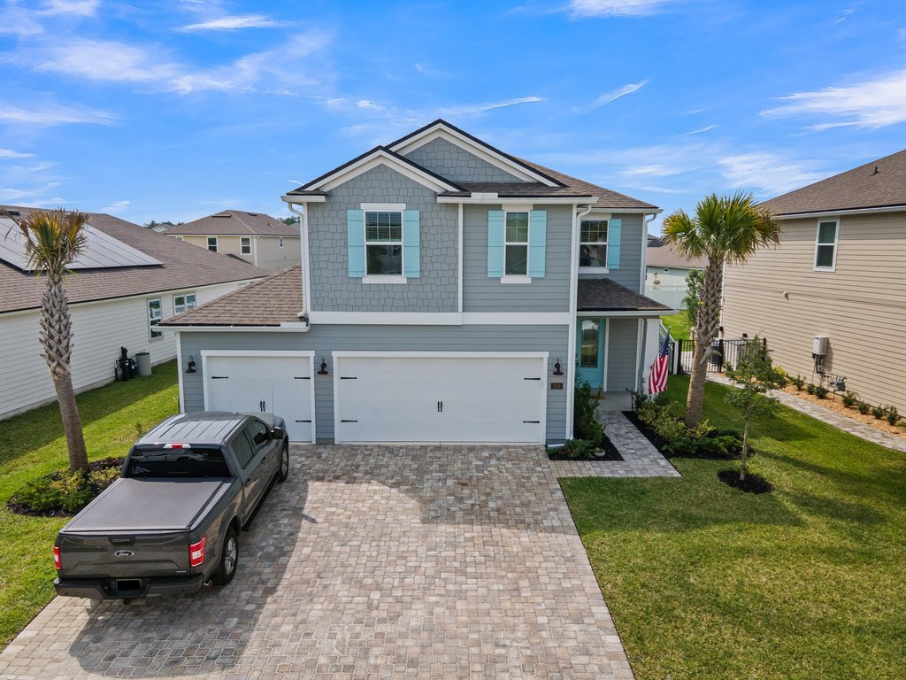 Building Photo - 218 Silverleaf Village Dr