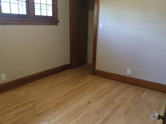 Building Photo - 3635 N 37th St