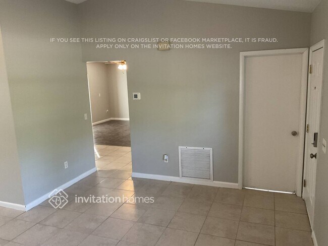 Foto del edificio - 1648 Raymore St NW