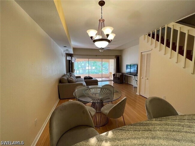 Foto del edificio - 1018 Woodshire Ln
