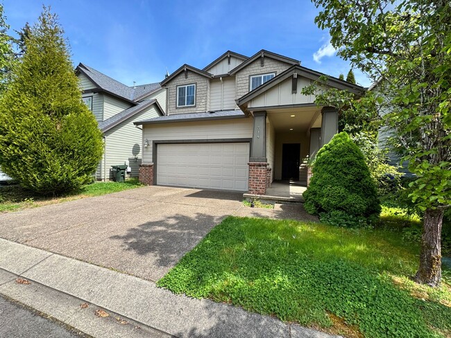Building Photo - FOR RENT - SUPER CLEAN 4 BEDROOM, 2.5 BATH...