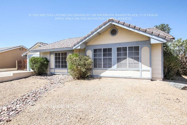 Foto del edificio - 5704 W Villa Theresa Dr