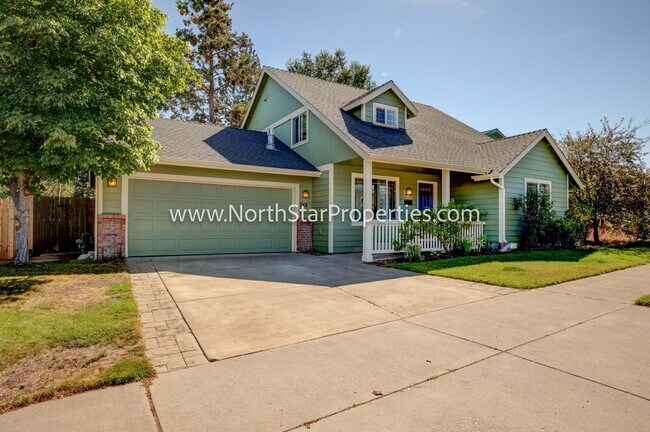 Building Photo - Charming Home for Rent: Your Oasis Awaits