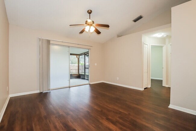 Building Photo - 236 Chardonnay Pl