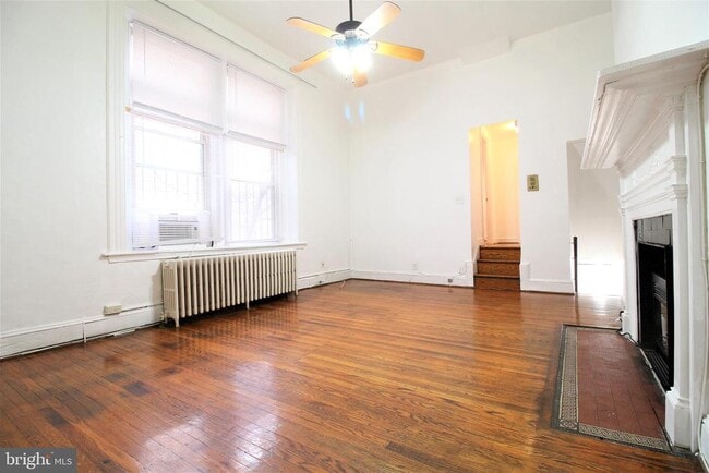 Building Photo - 30 S 22nd St