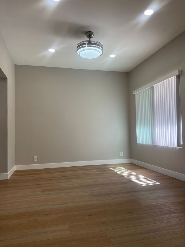 Building Photo - Remodeled Home in Irvine, Includes Attache...