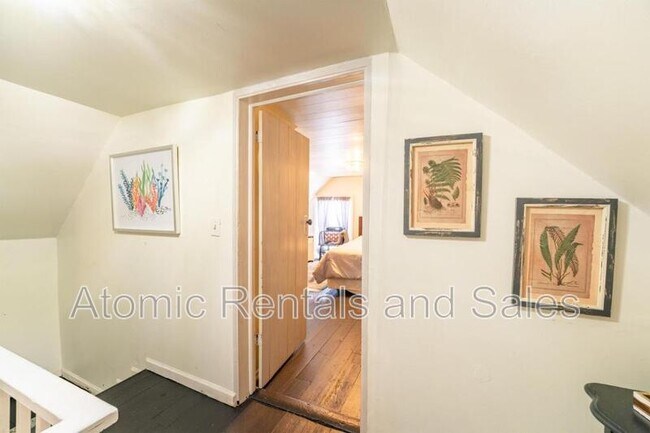 Foto del edificio - 714 E Jefferson St