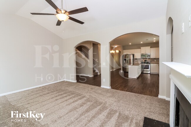 Foto del edificio - 23 Holsteiner Ln