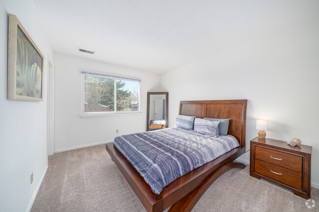 Estándar 2 habitaciones, 1.5 baños - 850 pies cuadrados - Dormitorio principal - Lincolnshire West