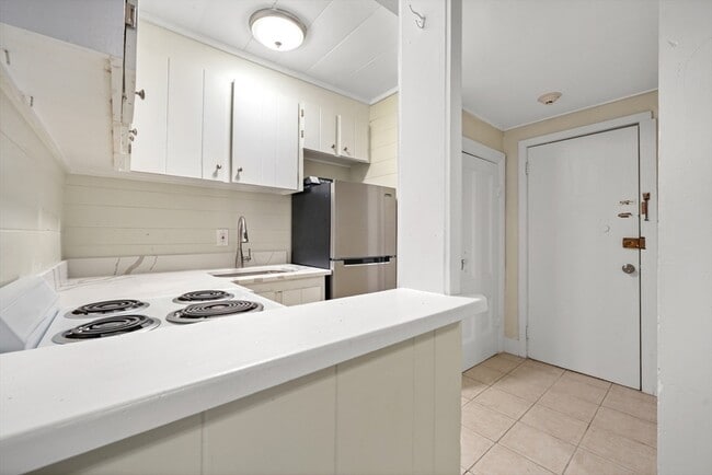 Building Photo - 298 Marlborough St