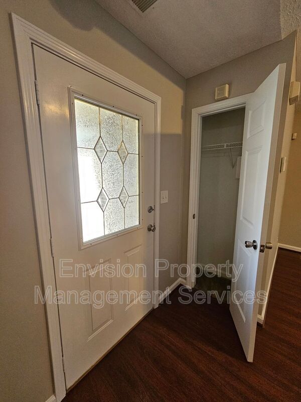 Foto del edificio - 1775 Graystone Dr