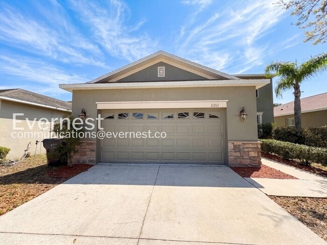 Building Photo - 11211 Flora Springs Dr