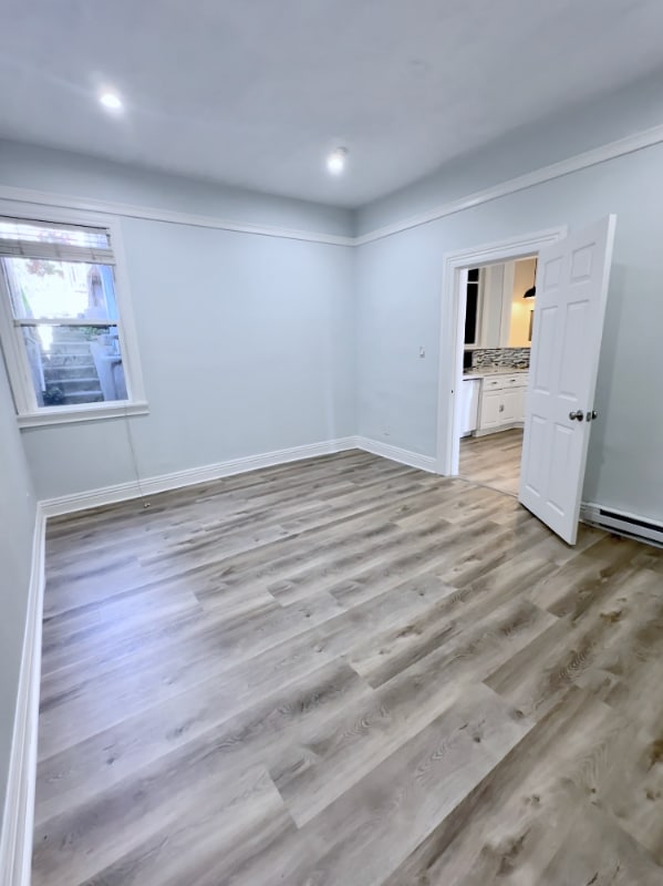 Foto del edificio - 218 Monterey Blvd