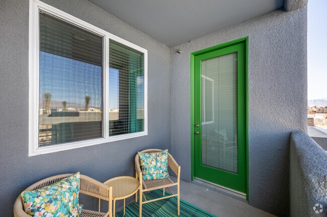 2 BR, 2 BA - 1,128 SF - Patio - North Park Living