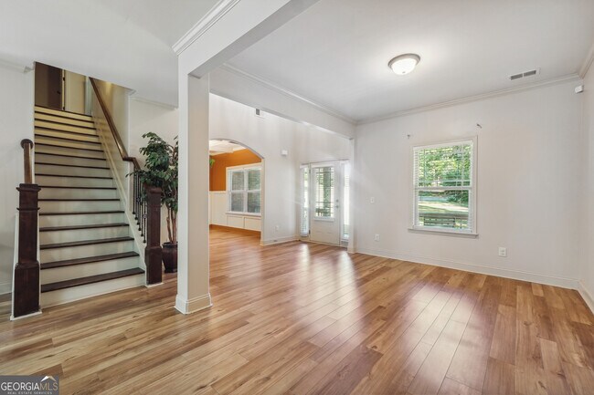 Building Photo - 3018 Beverly Ct