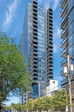 Building Photo - 860 W Blackhawk St
