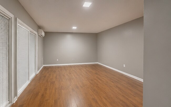 Building Photo - 4232 Aquarius Dr