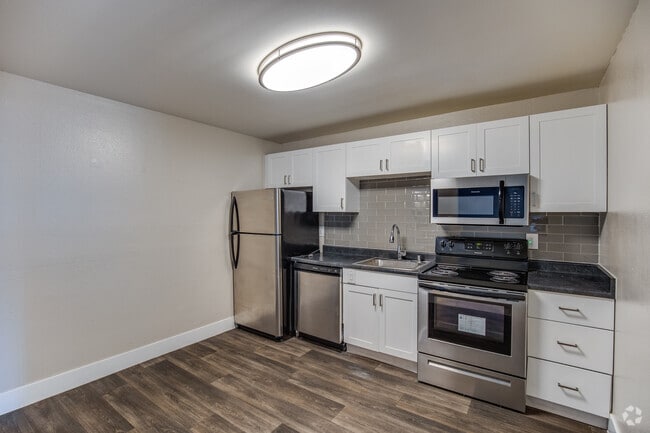 1 BR, 1 BA - 600 SF; Kensington - Prime Apartments