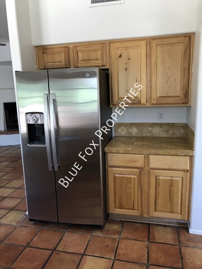 Foto del edificio - 759 W Clear Creek Way