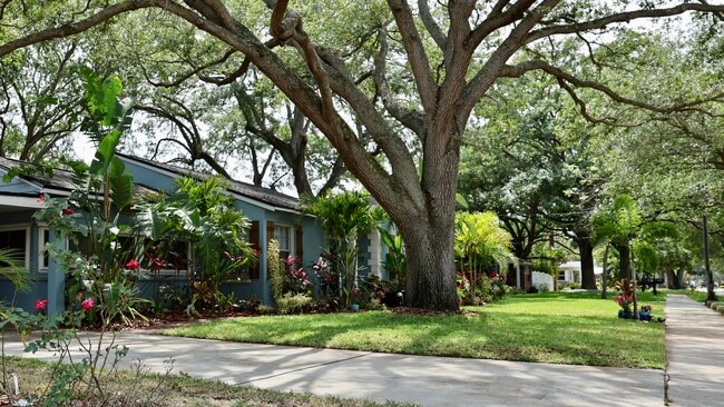 Foto del edificio - 4118 W Palmira Ave