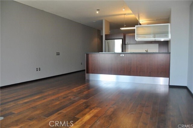 Building Photo - 1155 S Grand Ave