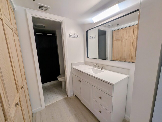 Foto del edificio - 896 N Federal Hwy